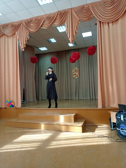 Концерт в честь международного женского дня 8 марта.